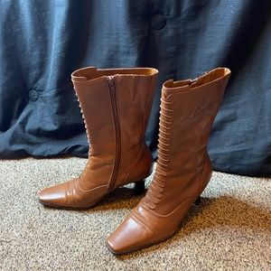 Vintage Victoria Holley Boots mid calf size 8.5 Brown
